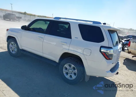 2016 Toyota 4Runner Sr5 z USA, uszkodzony, nr VIN JTEZU5JR8G5123690